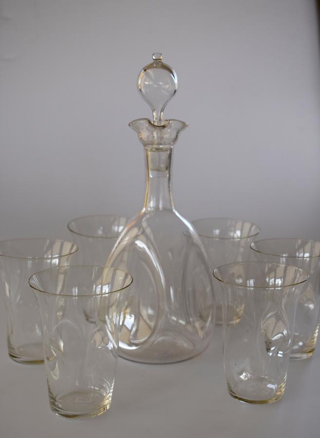 James Powell whiskey decanter and 6 glasses