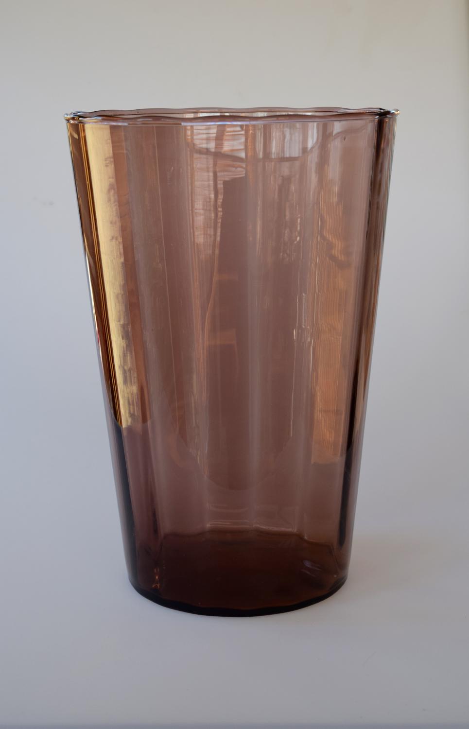 Amethyst optic bucket vase