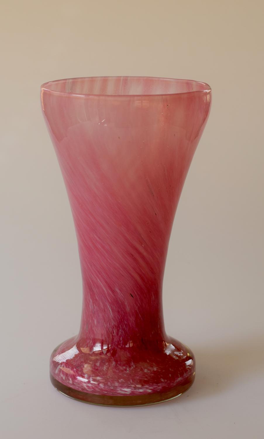 Pink Nazeing vase.