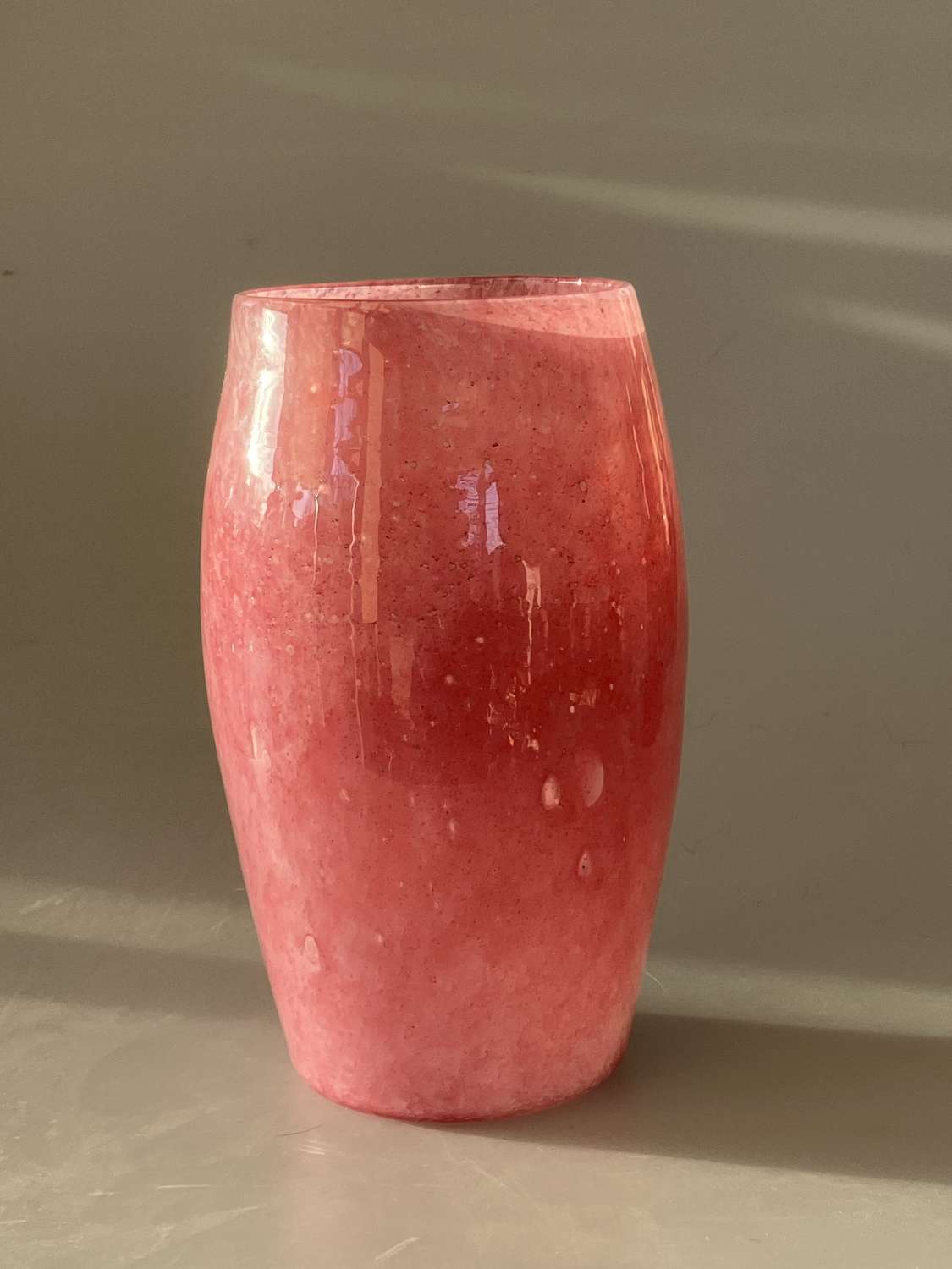 Barrel shaped cloudy pink vase