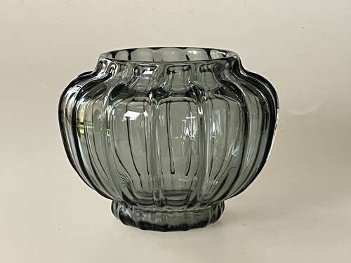 Daum ribbed vase