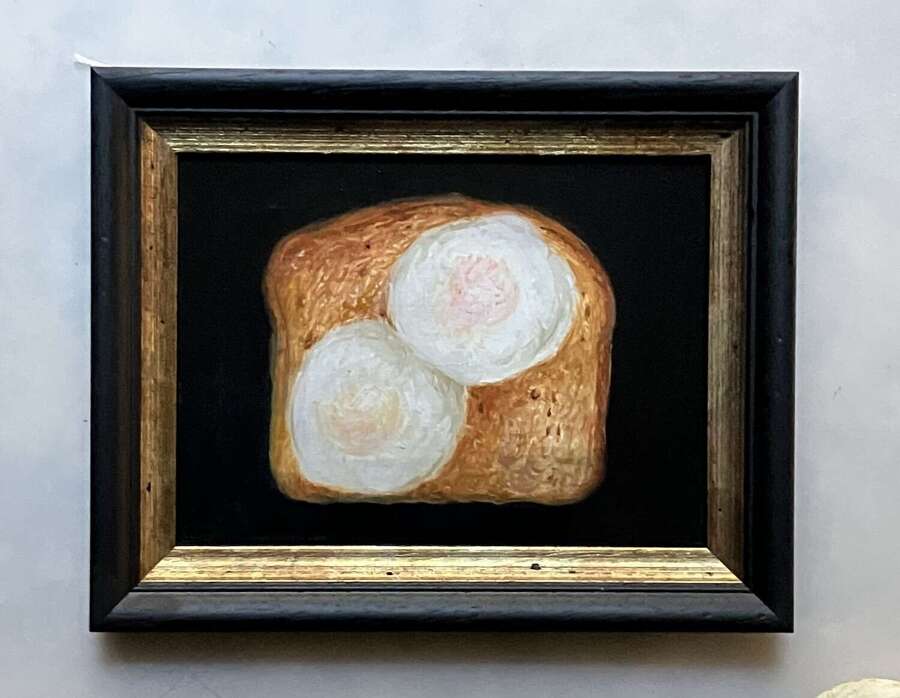 2 poached eggs on toast