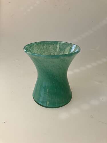 Green waisted Nazeing posy vase